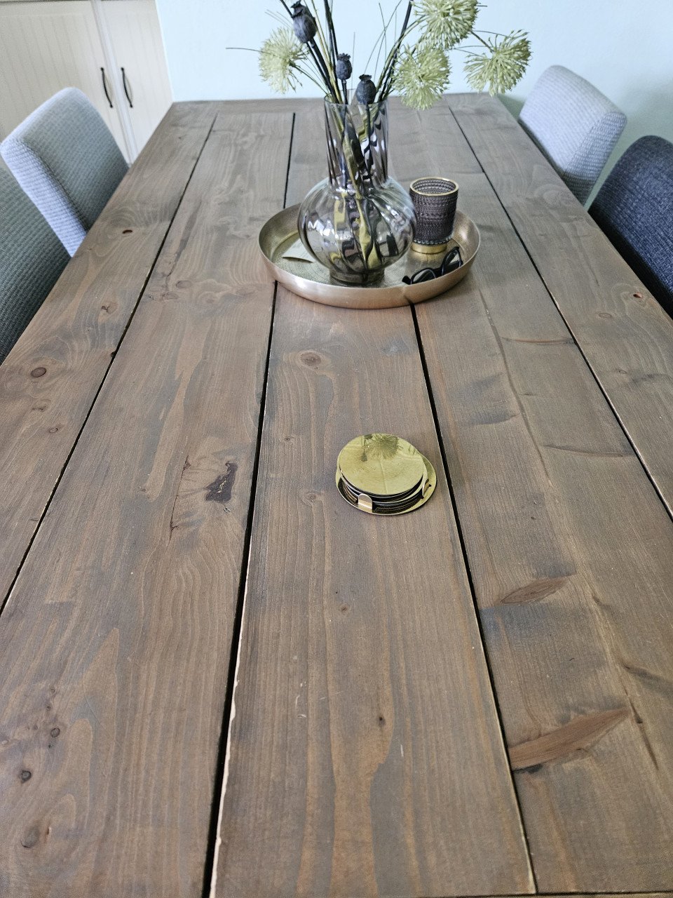 Eettafel eventueel met 6 stoelen