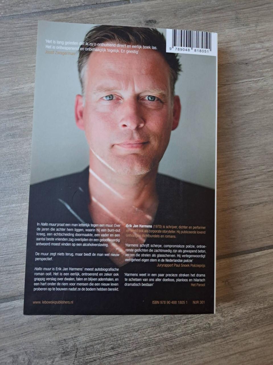 Autobiografische roman Hallo muur van Erik Jan Harmens