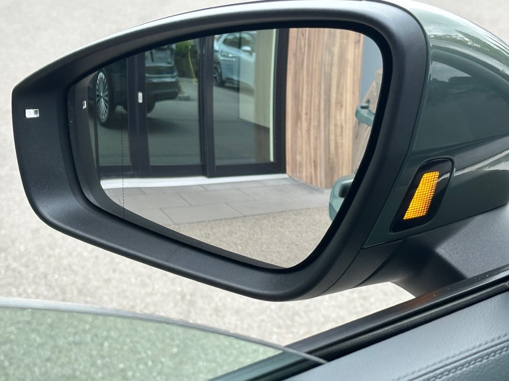 Volkswagen Tiguan 1.5 etsi life | trekhaak | camera | trekhaak | dode hoek 
