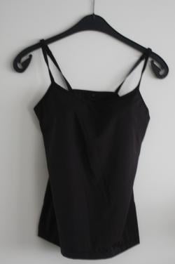 Zwarte gladde stof top maat m