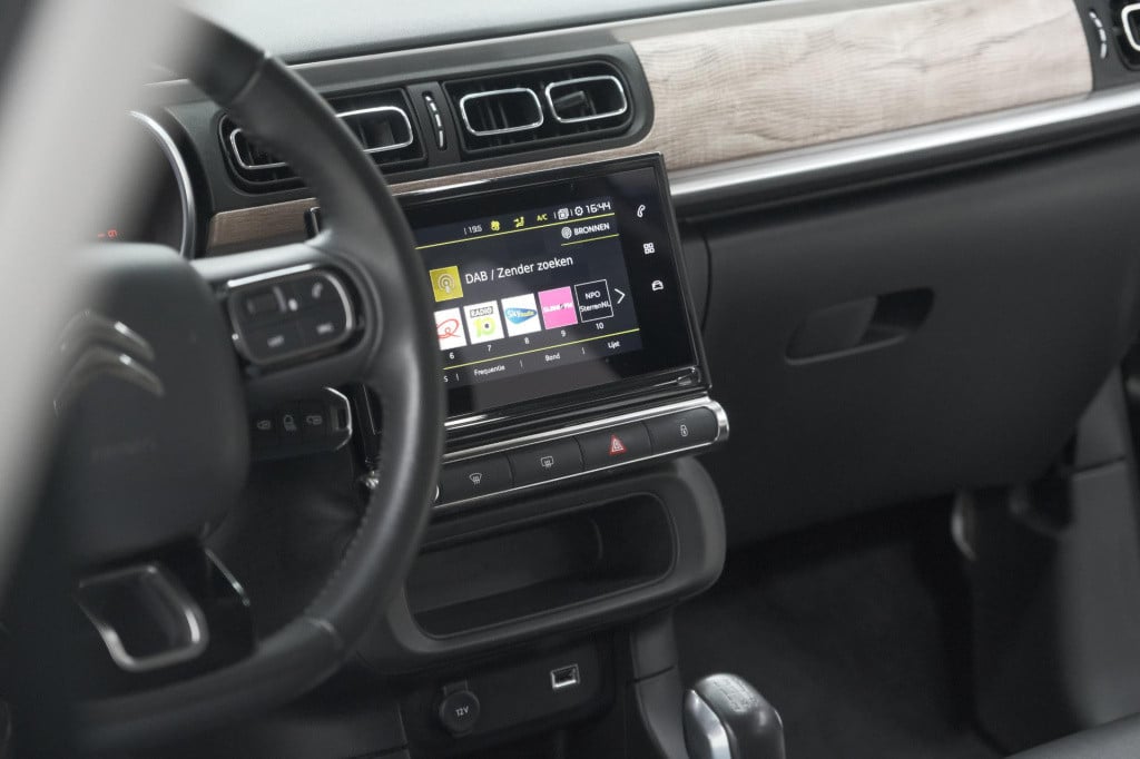 Citroen C3 puretech 82 feel edition | camera | navigatie | apple carplay