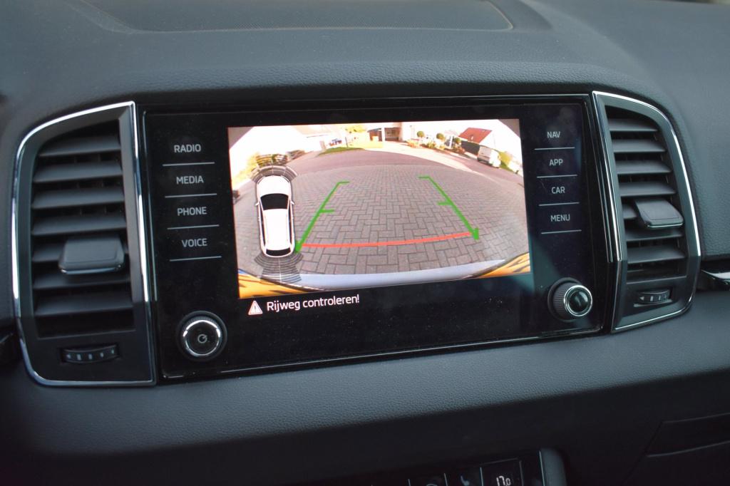 Skoda Karoq 1.5 tsi act sportline | nap | camera | stoelverwarming | apple 