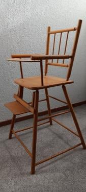 Leuk HOUTEN POPPENSTOELTJE / KINDERSTOELTJE