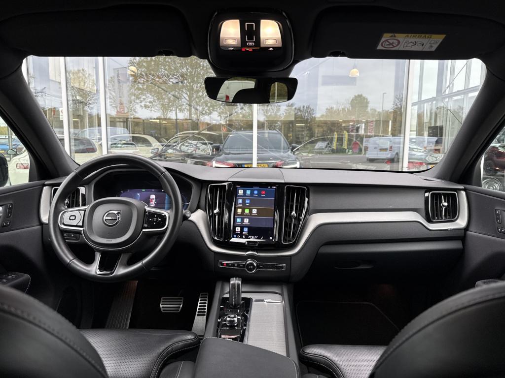 Volvo XC60 2.0 t6 plug-in hybrid awd plus dark r-design | pano | stoelverw.