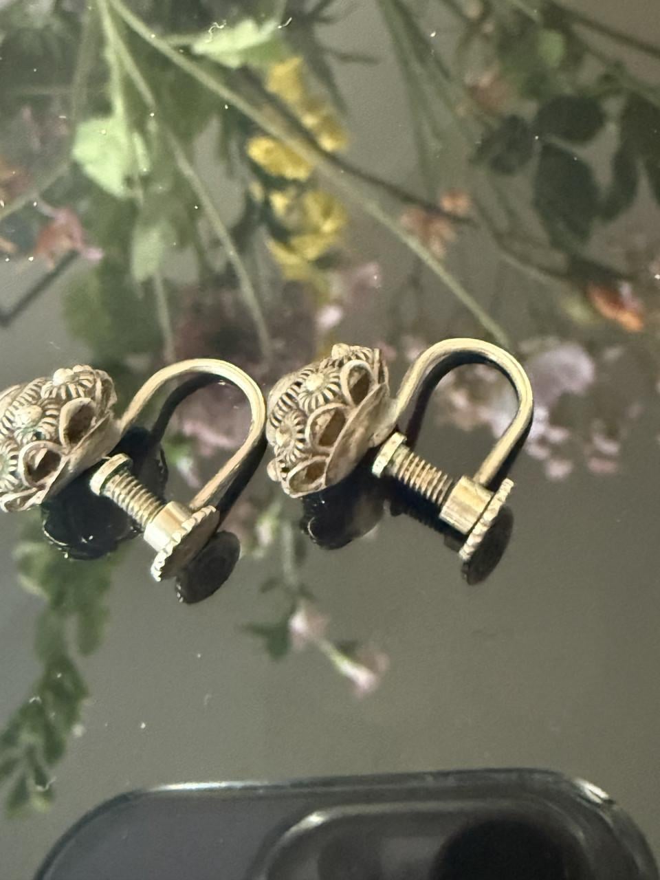 Antieke Zeeuwse knoop oorbellen