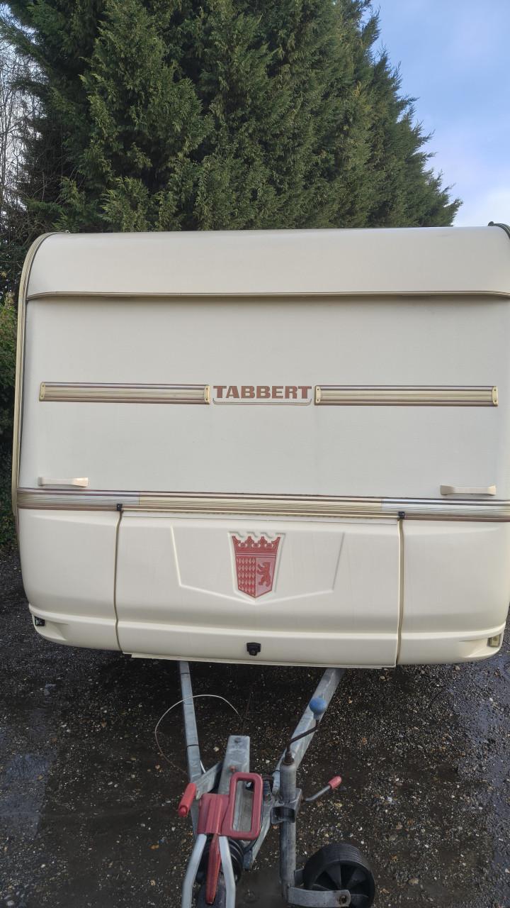 Tabbert Comtesse 515 met kenteken..Max.snelheid 100 km.h