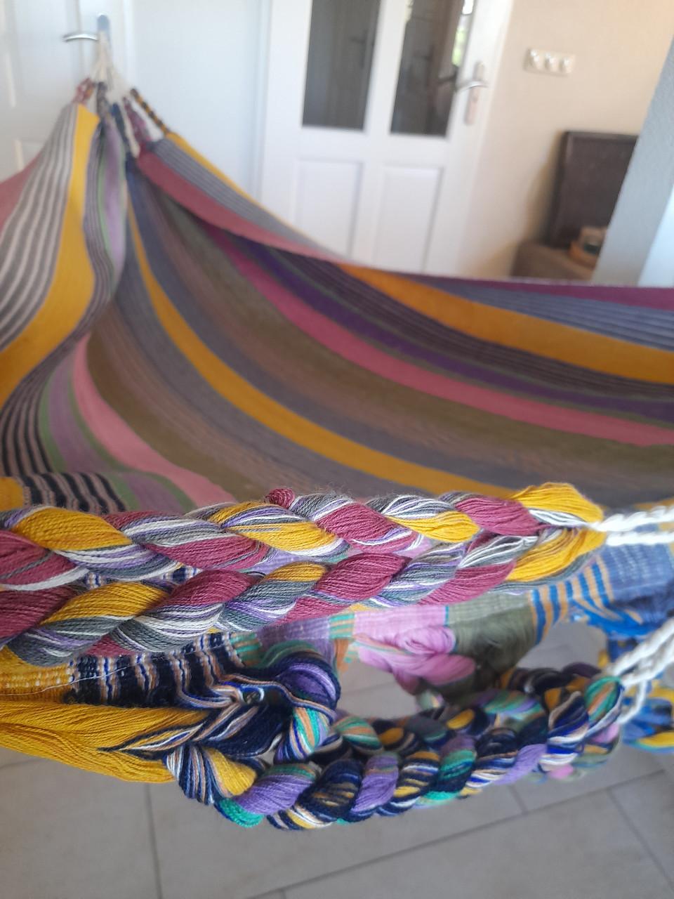 Hangmat ( NIEUW)  Stof is 125 x 2 meter met touw lengte 3 meter