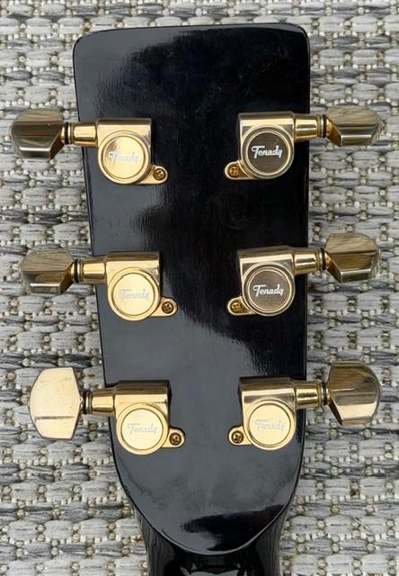 Signature of Gibson is deze Terada