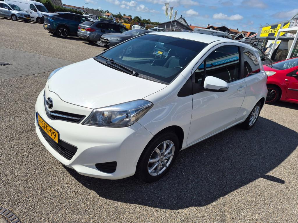 Toyota Yaris 1.0 vvt-i aspiration