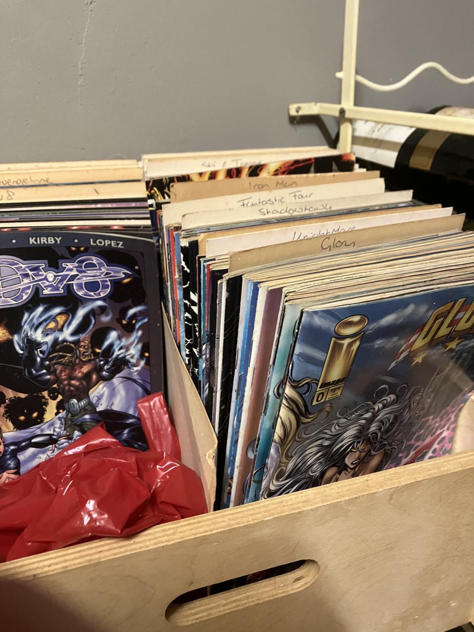 Oude Amerikaanse comics o.a. Spawn, Cyberforce, Backlash en Deathblow