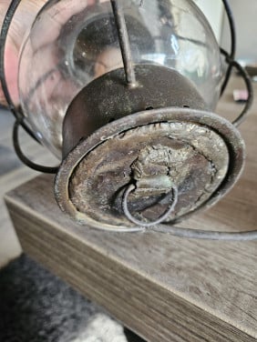 Mooie antieke scheepslamp van messing en glas...