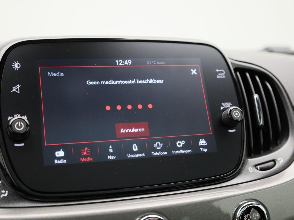 Fiat 500 1.0 hybrid dolcevita | panorama dak | parkeer sensoren | climate c