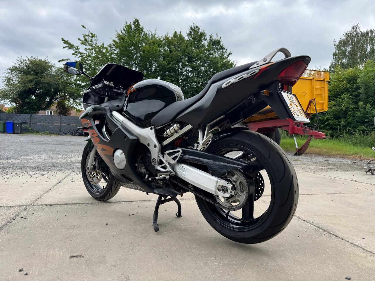 Honda cbr 600
