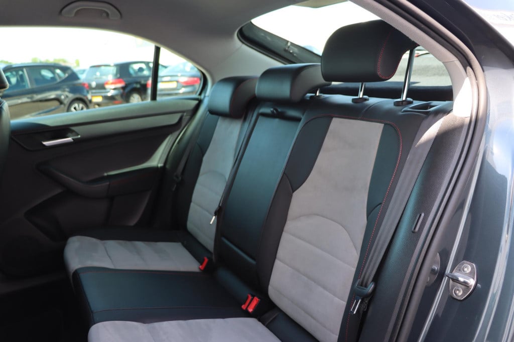 Seat Toledo 1.4 tsi fr connect 125pk dsg7