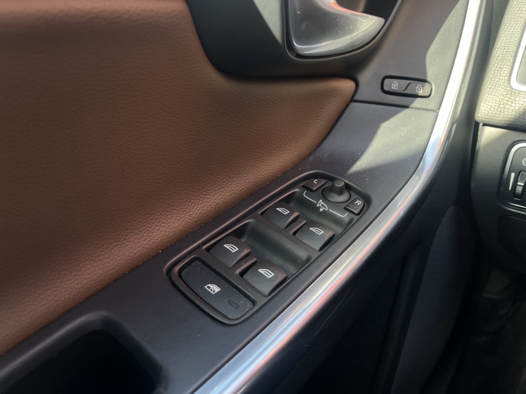 Volvo XC60 2.0 t5 fwd momentum | stoel/stuurverw. | keyless | memory | came