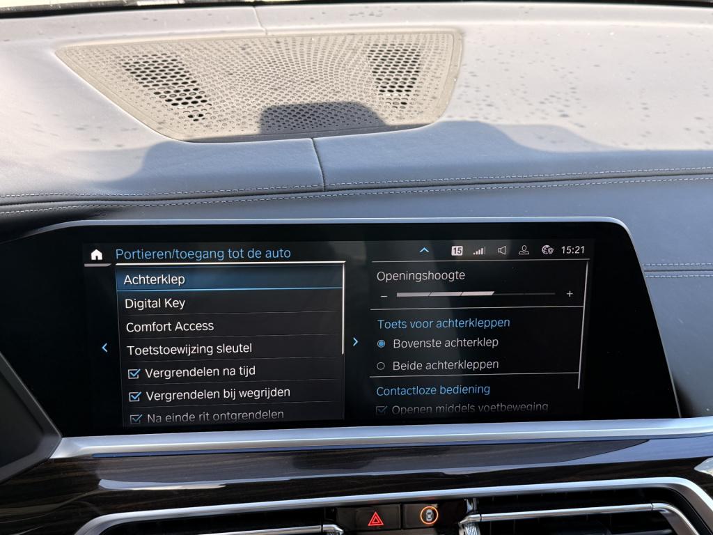 BMW X5 xdrive45e m-sport individual | acc | h/k | skylounge | stoelverwarmi
