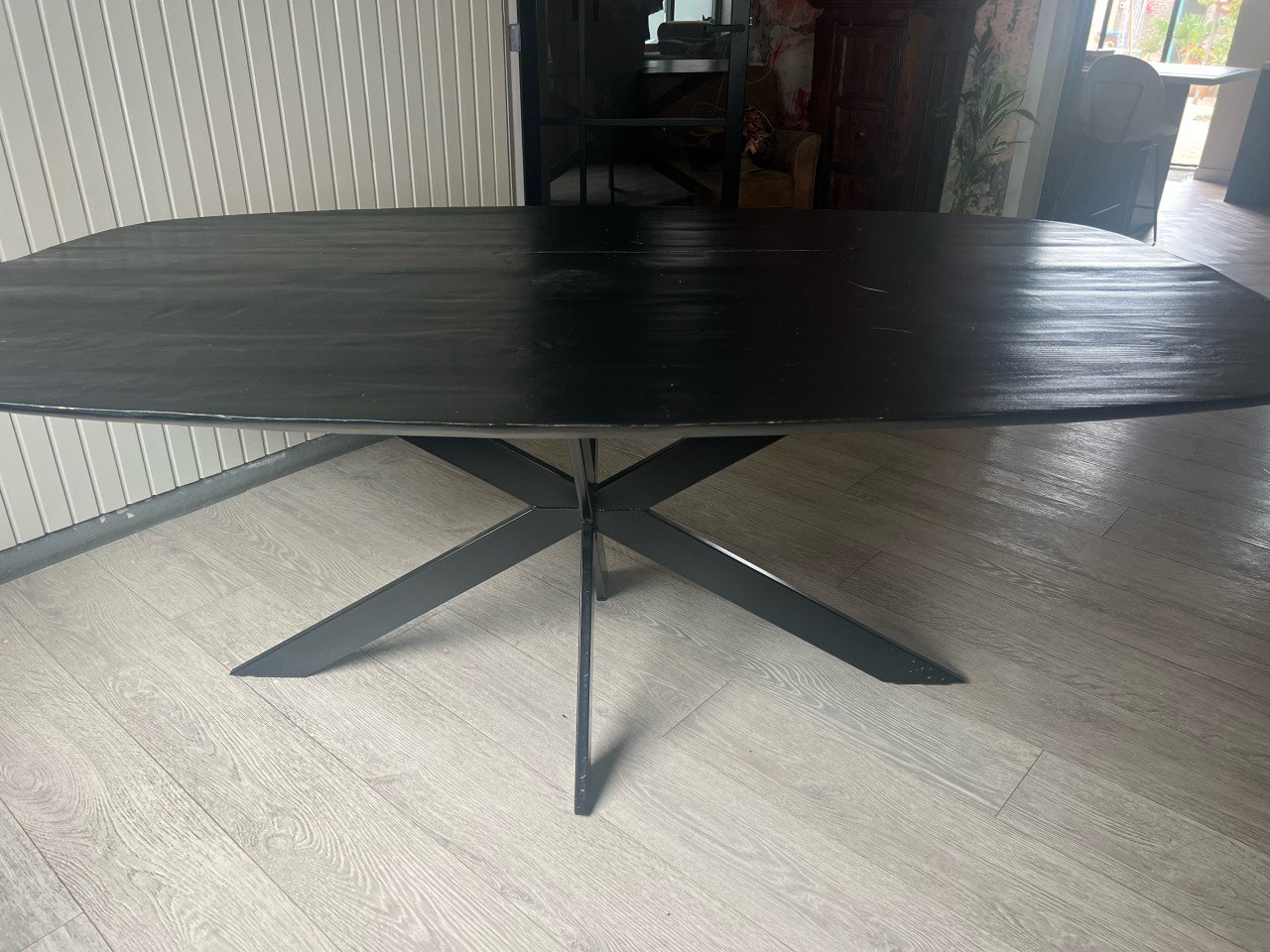 Mooie deens ovale tafel zwart 198 x 112