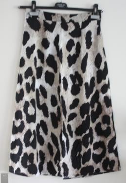 Lange rok zwart wit panterprint maat 36