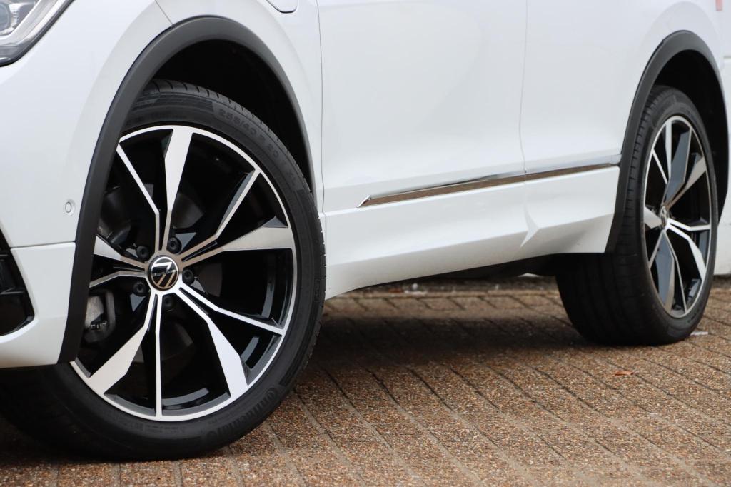 Volkswagen Tiguan 1.4 tsi ehybrid r-line business+ 245pk dsg6