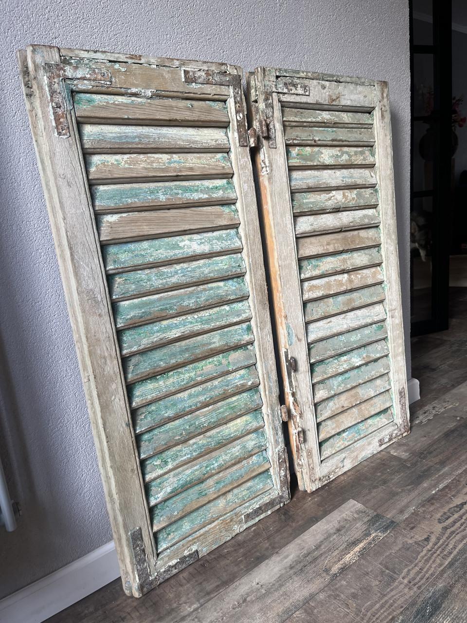 2 authentieke, oude luiken uit Egypte