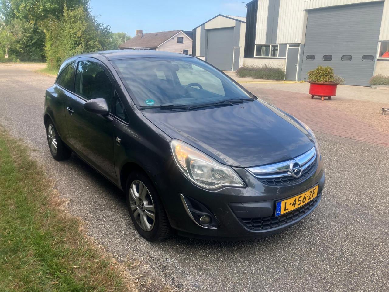 Opel Corsa 1.2