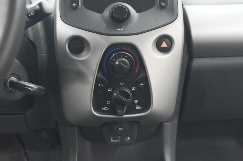 Peugeot 108 1.0 e-vti blue lion | airco | bluetooth | elektrische ramen | 5