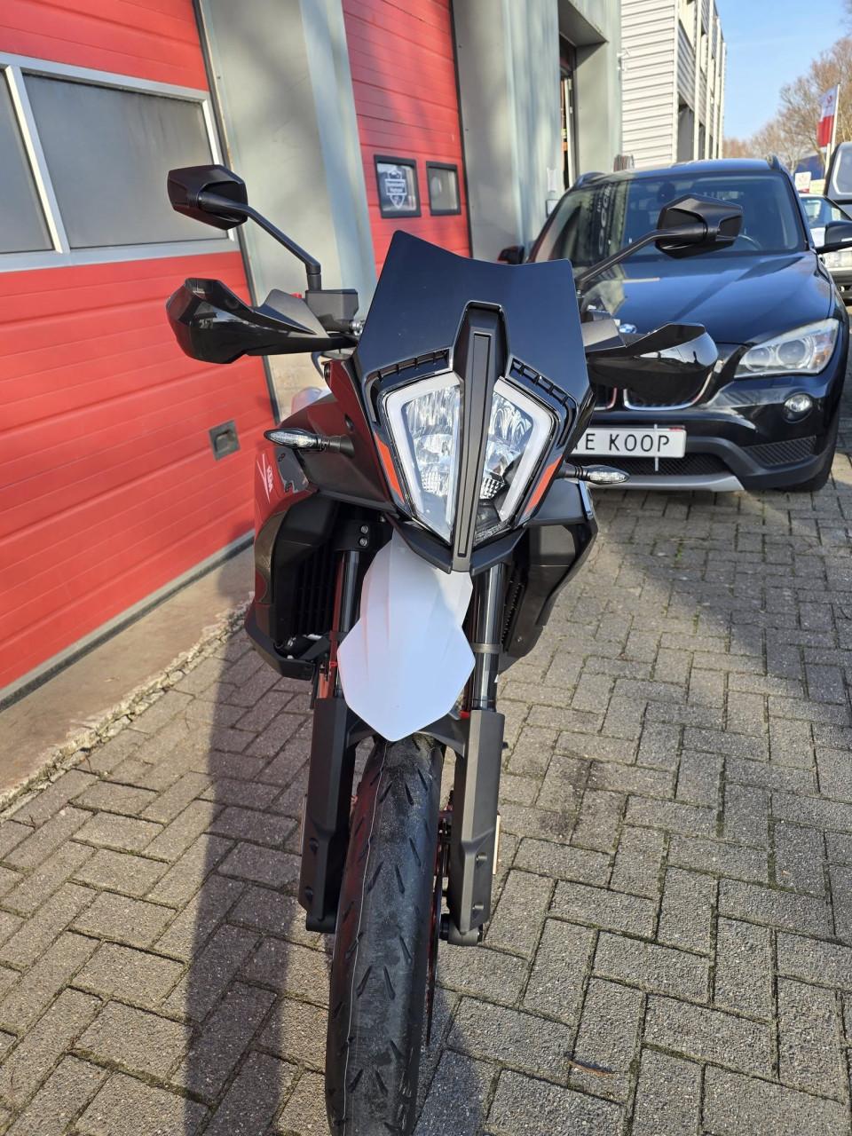 🔥 Super dikke KTM 890 SMT – Splinternieuw! 🔥