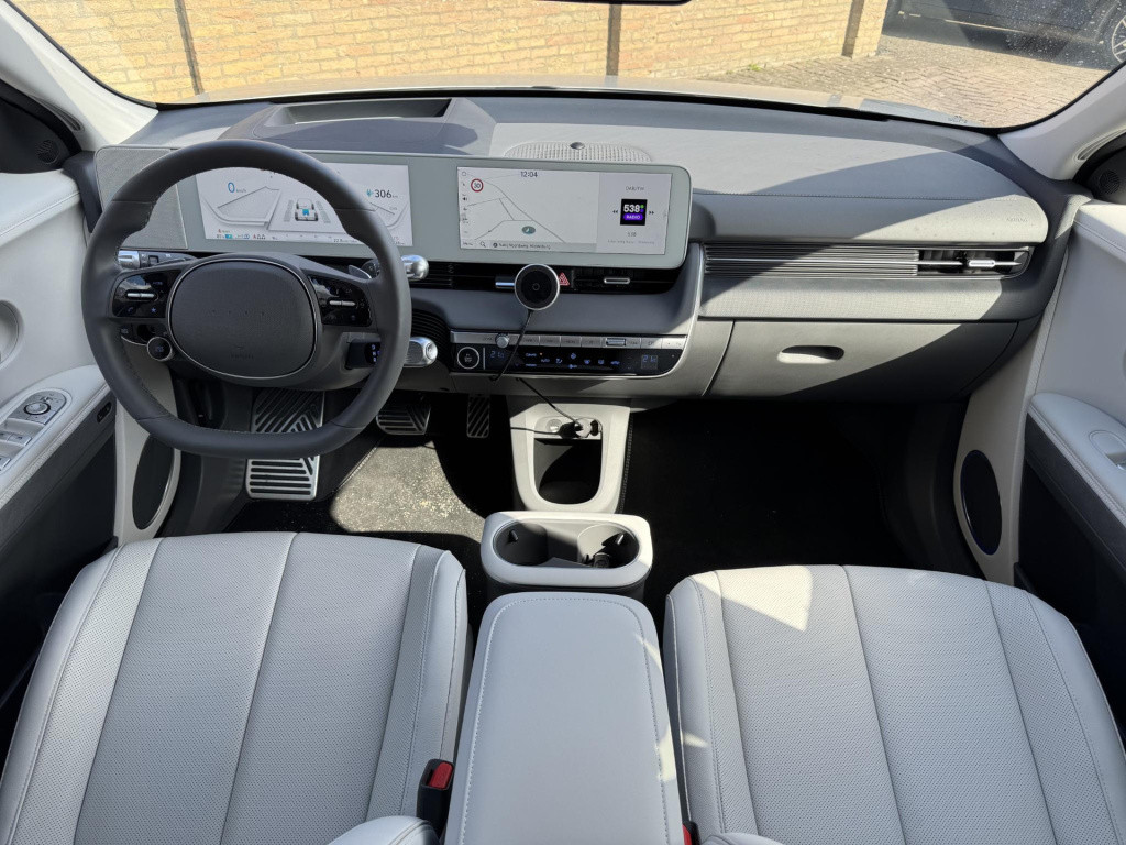 Hyundai Ioniq 5 lounge awd 77.4 kwh | 20'' n-line velgen | leder lichtgrijs