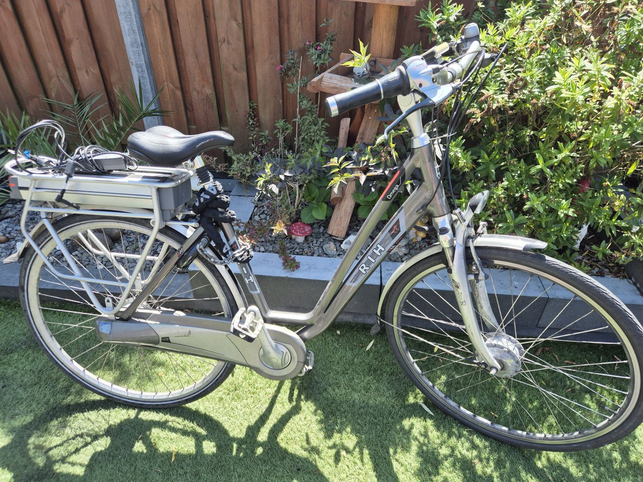 Elektrische fiets RIH | bezorgen mogelijk.