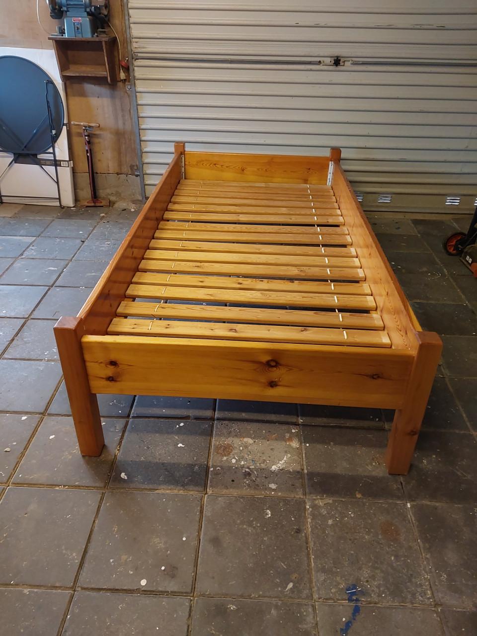 Te koop,Bed