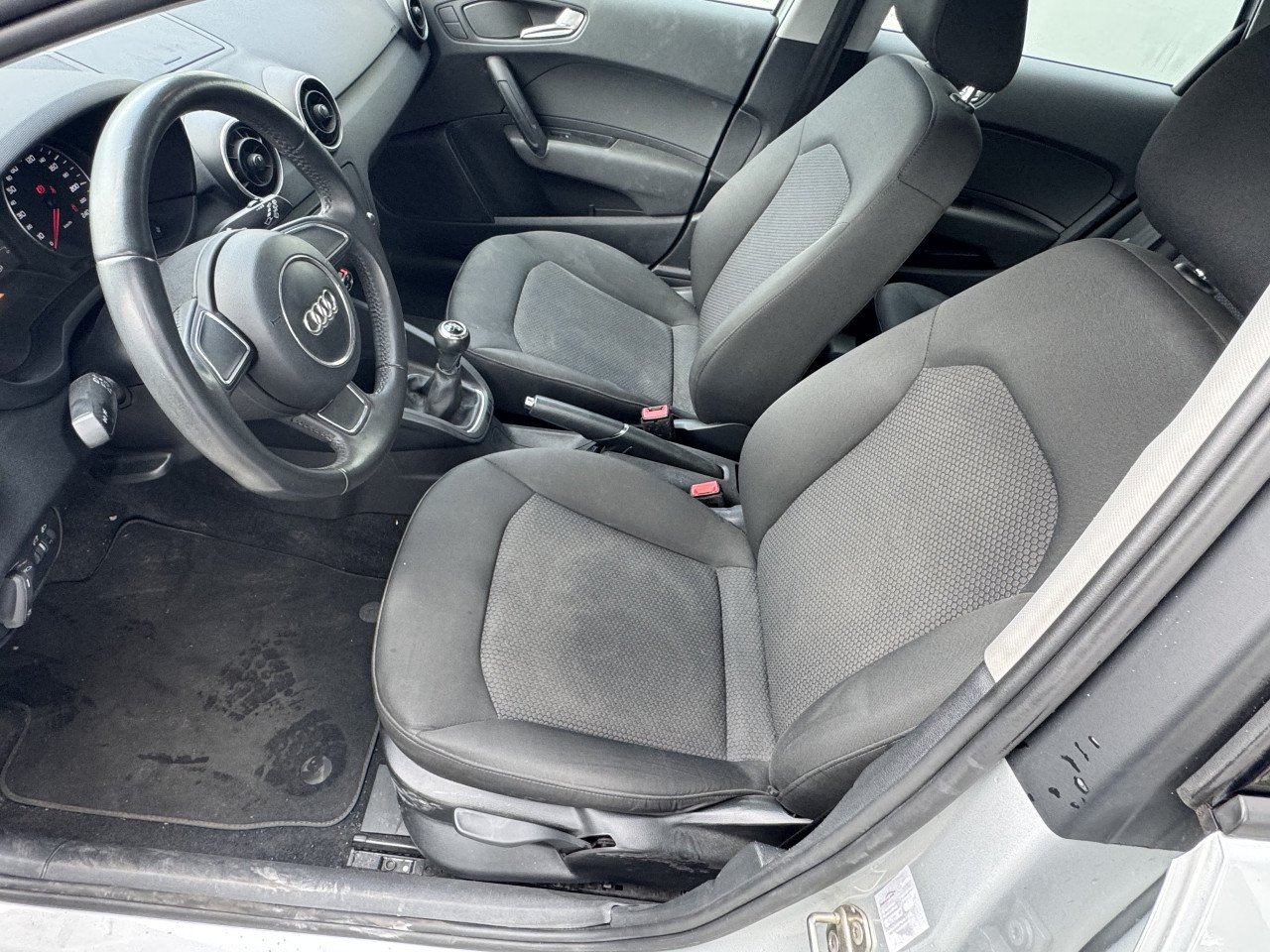 Audi A1 1.2 TFSI Ambition 5 deurs AIRCO ! ! !