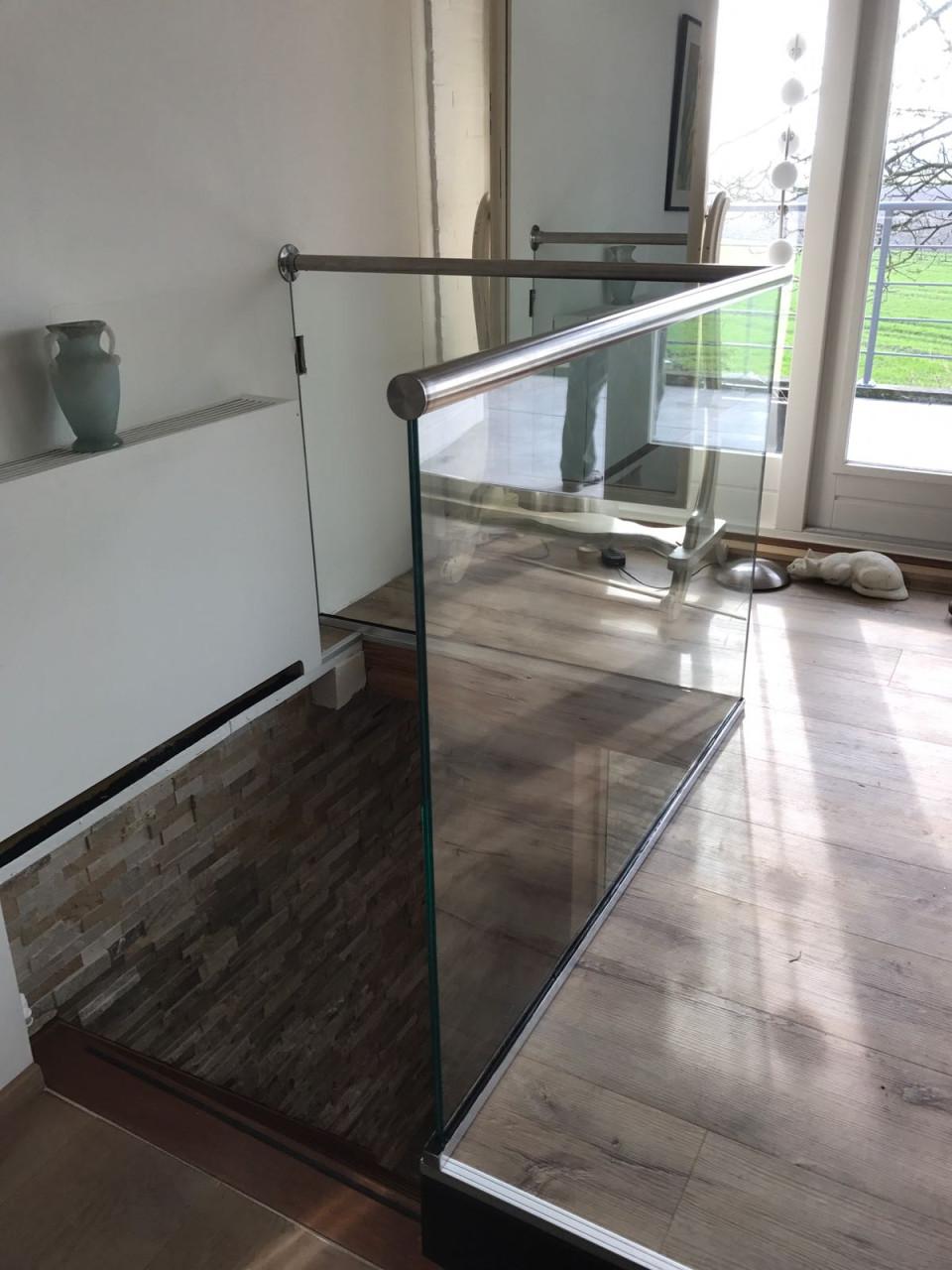 ⭐ TIP – Hekwerken met glas op maat | Veilig & transparant