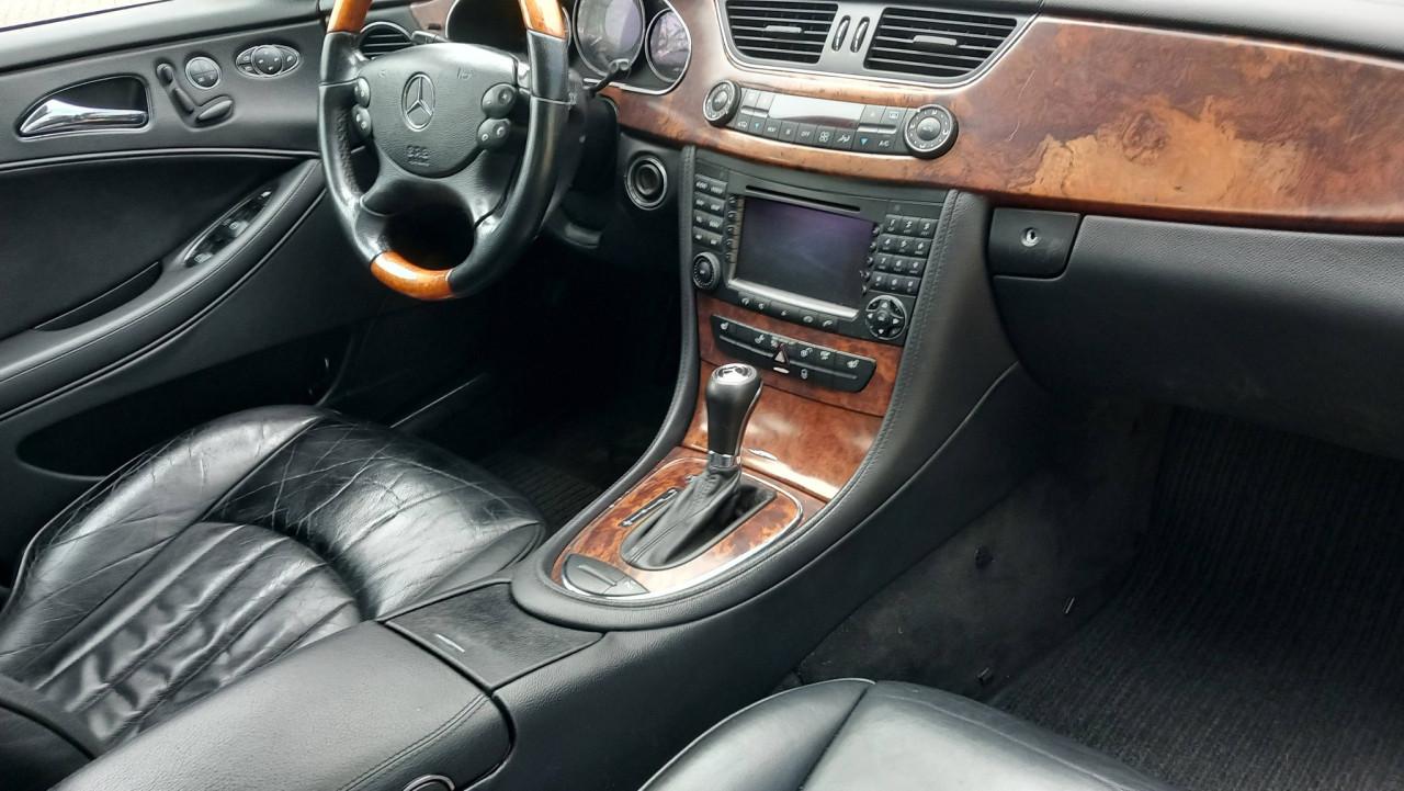 Mercedes 350 CLS automaat bj:2005 airco-leer-20 inch apk 2027 i.z.g.st