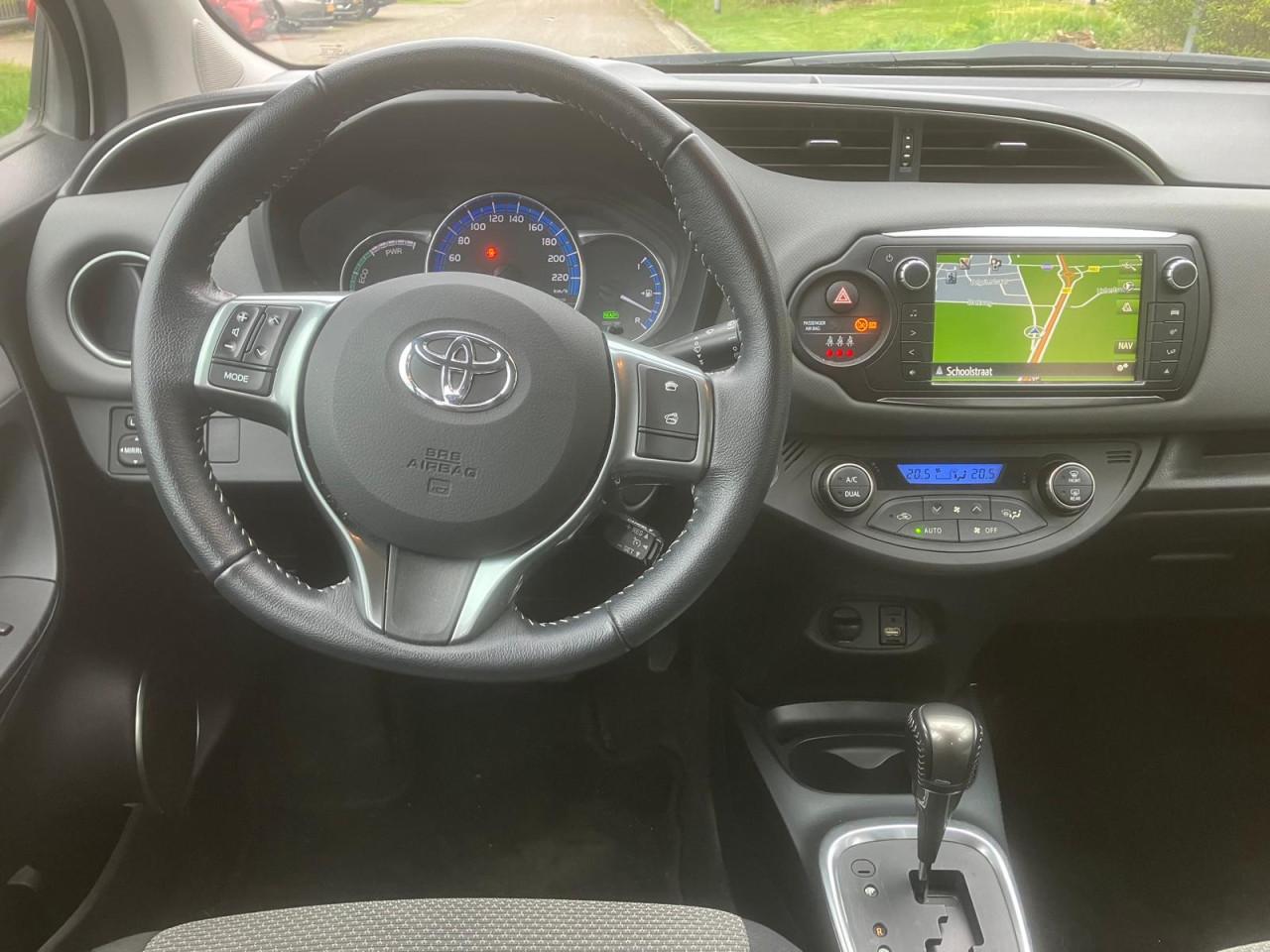 Toyota Yaris 1.5 Hybride Automaat