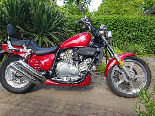 Honda super magna 700 1987