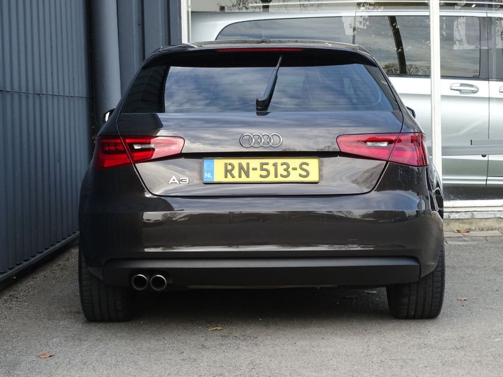 Audi A3 1.4 tfsi ambition pro line plus | pano | leder | stoelverwarming