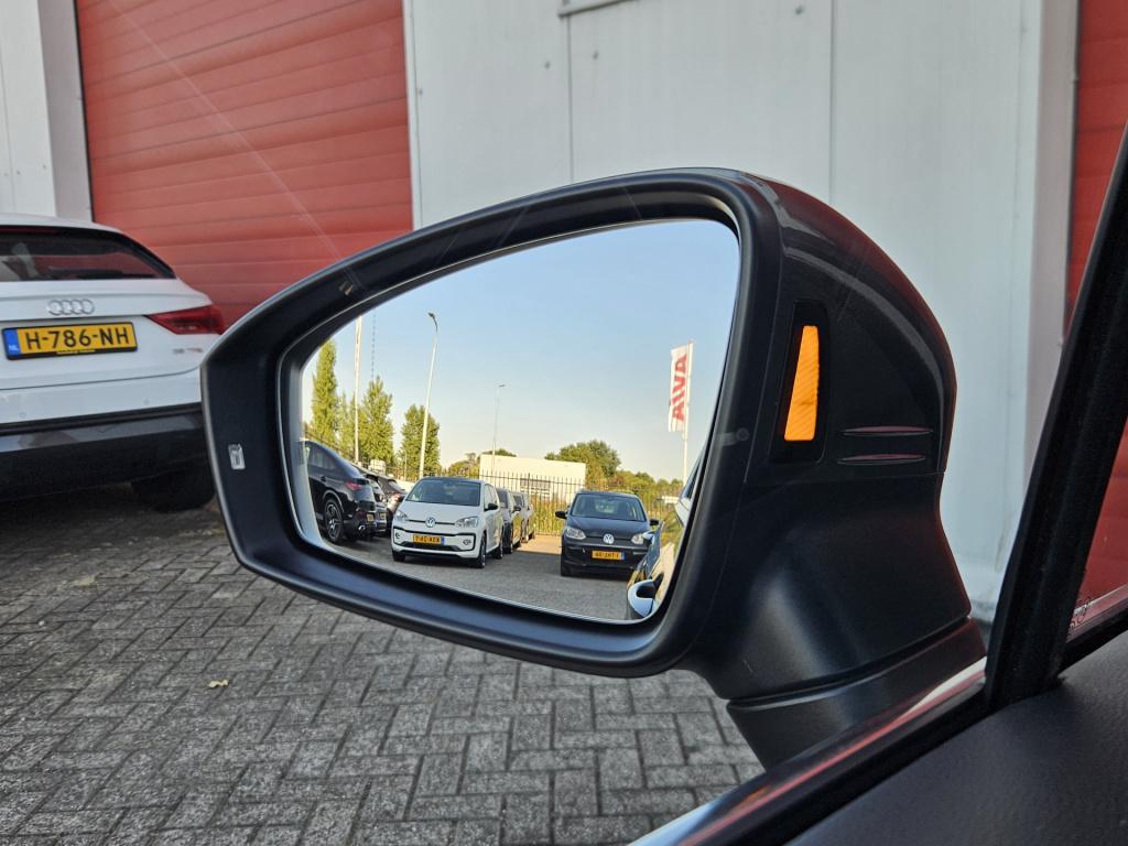 Volkswagen Tiguan 1.5 tsi act highline business r | acc | 360 cam | rijklaa