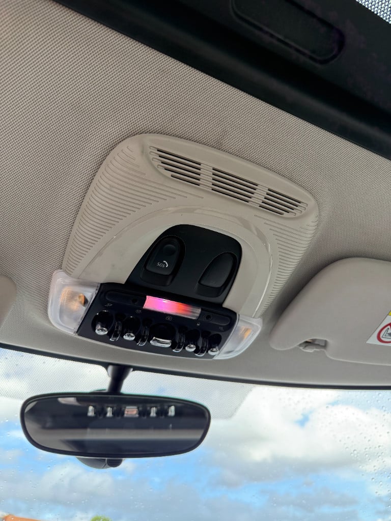 Mini Cooper 1.5 - chili - pano