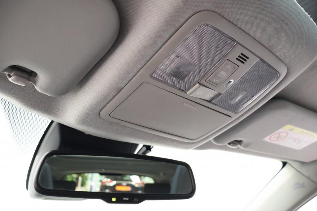 Toyota Auris touring sports 1.8 hybrid dynamic