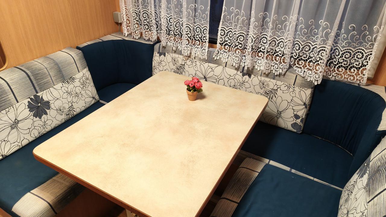 Merk: ACE :Vacancy 511 cdl stapelbed. Deze 6-persoons caravan