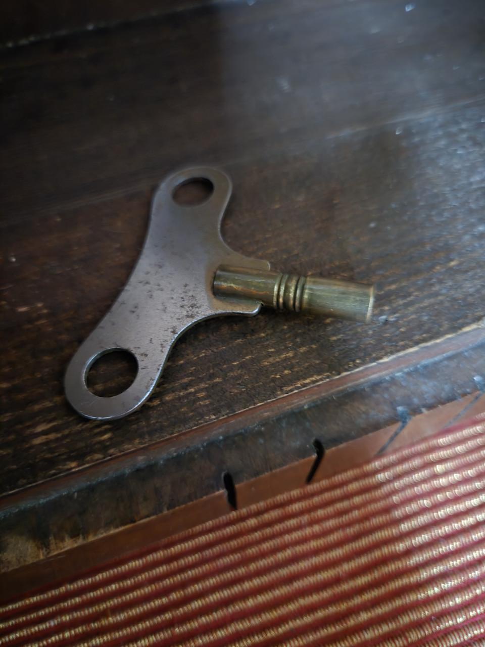 Westminster Trinity Wandklok  Art-deco