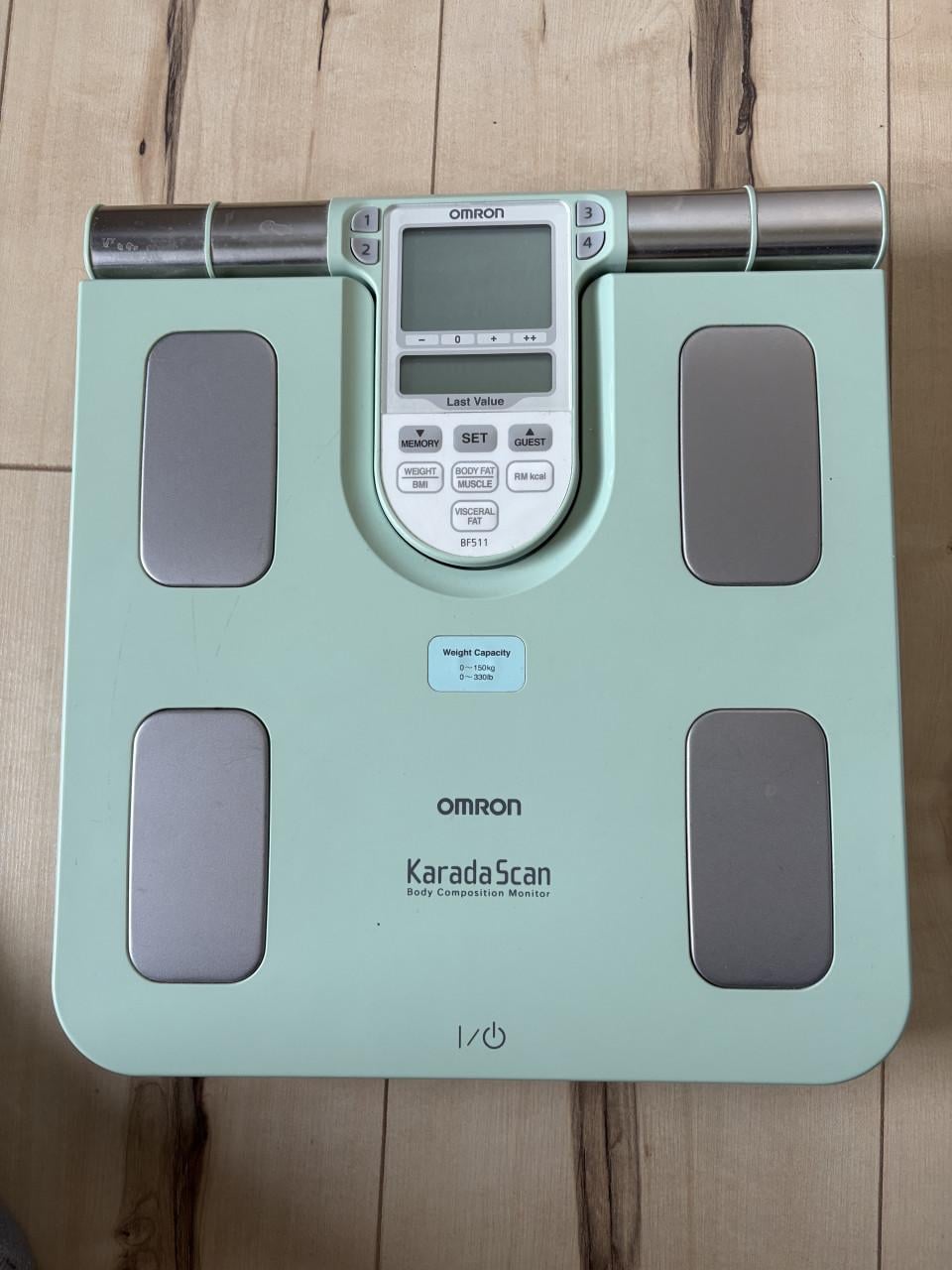 Omron BF511 Karada Scan personenweegschaal z.g.a.n. Weegschaal met 8 sensor