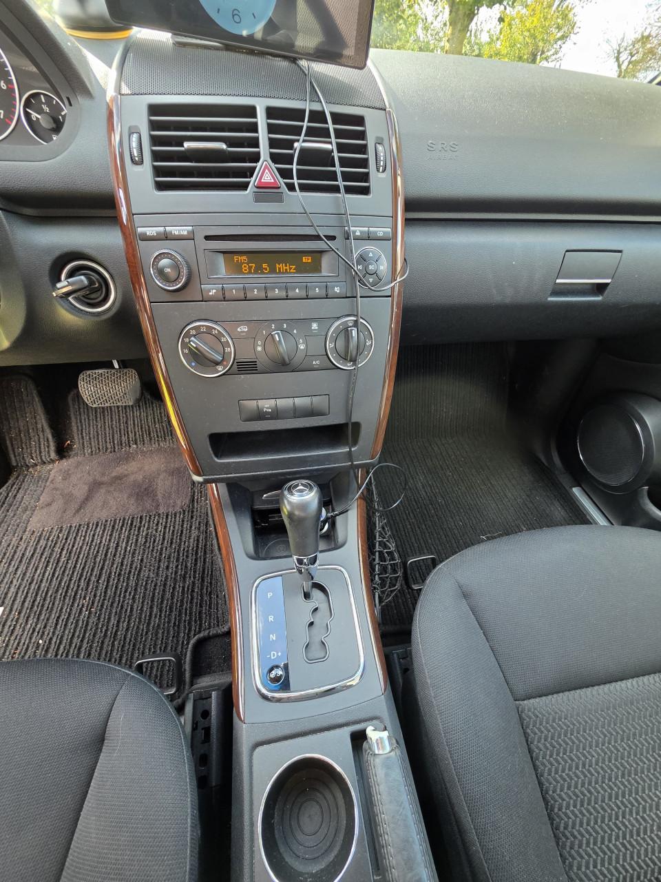 Mercedes A 150 elegance, vol jaar APK.