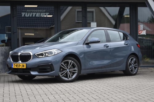 BMW 1 Serie 116i sportline | camera | apple carplay | android auto | nap | 
