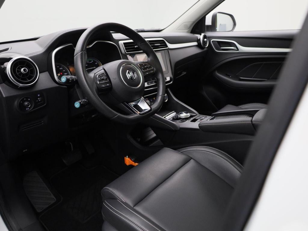 MG Zs Ev mg luxury 45 kwh | automaat | panoramadak | leder | navigatie | ai