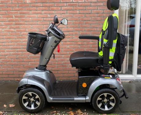 Scootmobiel - Zo goed als nieuw, 4 maanden jong!