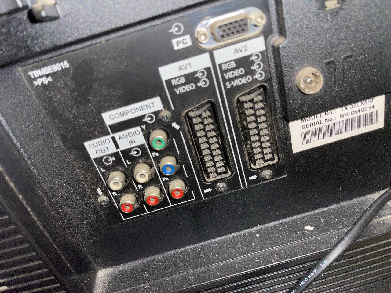 Panasonic TC-32LX85F