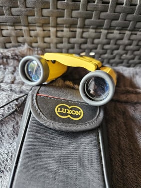 Kleine zgan krachtige rubberen LUXON verrekijker 8 x21 DCF/YG....