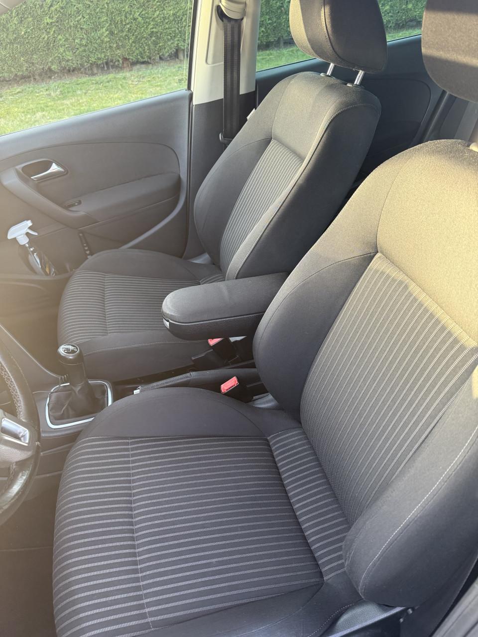 Volkswagen Polo 1.2 51KW 2010 Grijs