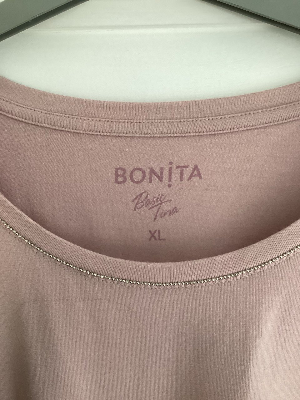 Shirtje met steentjes maat xl